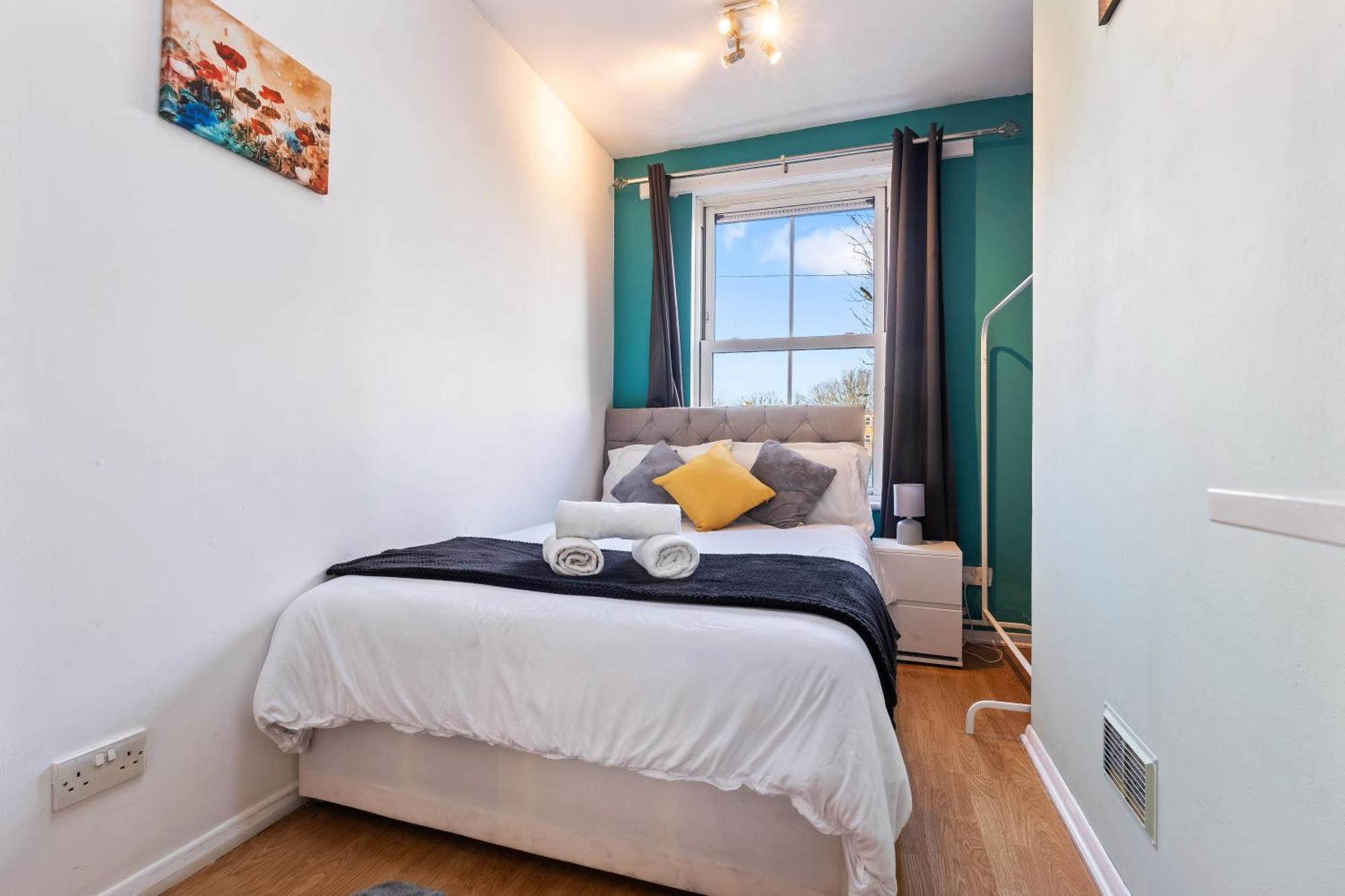 Comfy 4Br House Close To Subway Лондон Экстерьер фото