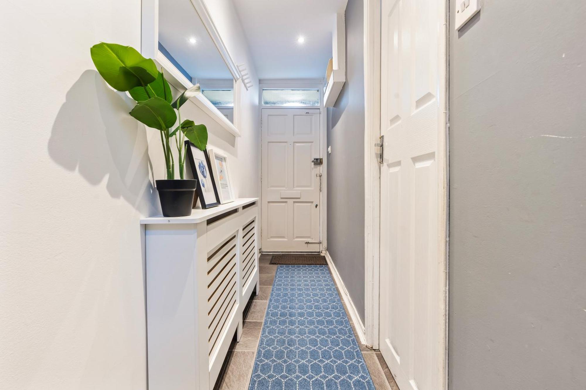 Comfy 4Br House Close To Subway Лондон Экстерьер фото